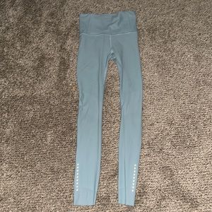 Size 4 27” zoned in tight leggings.